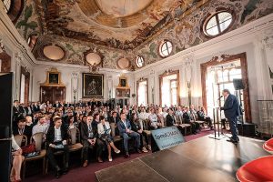 Konference v historickém sále Břevnovského kláštera v Praze